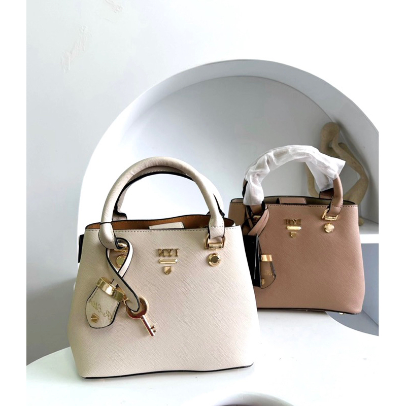 Túi l y n sang trọng