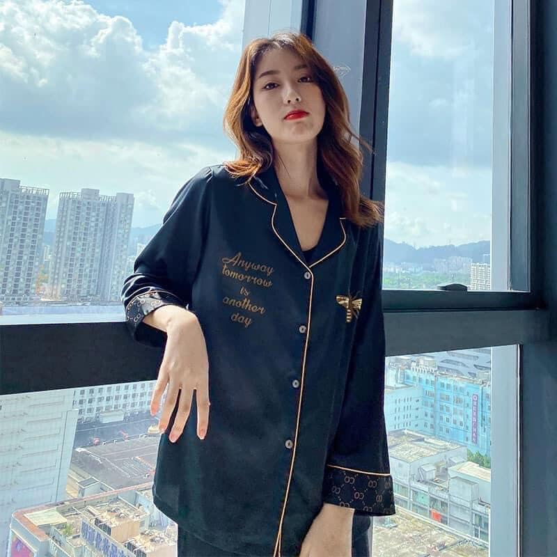 PYJAMA LỤA DÀI TAY HOẠ TIẾT GẤU NÂU