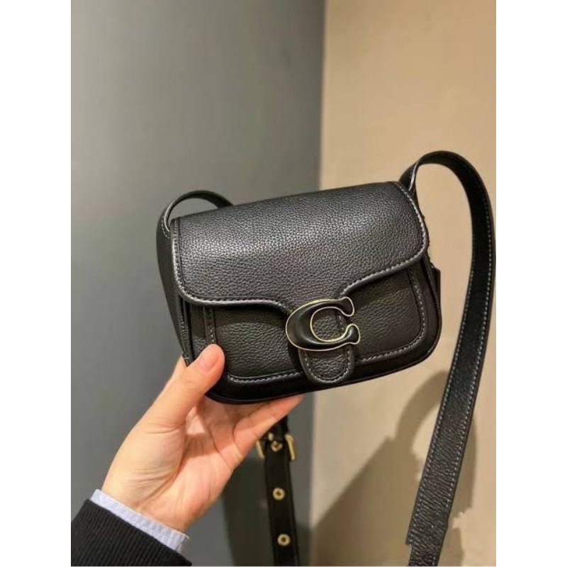 Túi COACH Tabby Messenger 19