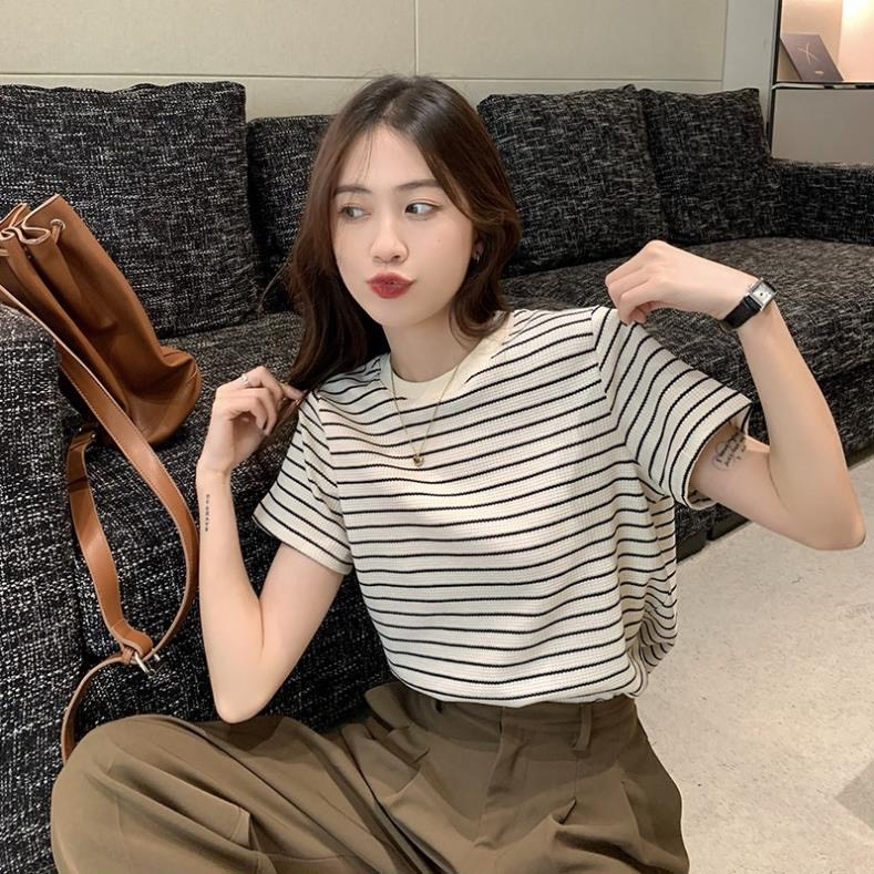 Áo Thun Len Baby Tee Unisex Kẻ Sọc Dễ Thương