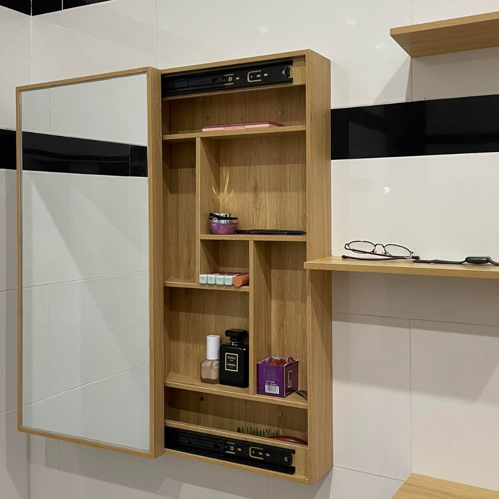 Gương treo tường kết hợp kệ để đồ trang điểm, mỹ phẩm... thông minh HAUSDIRECT tiết kiệm diện tích gọn gàng - D25