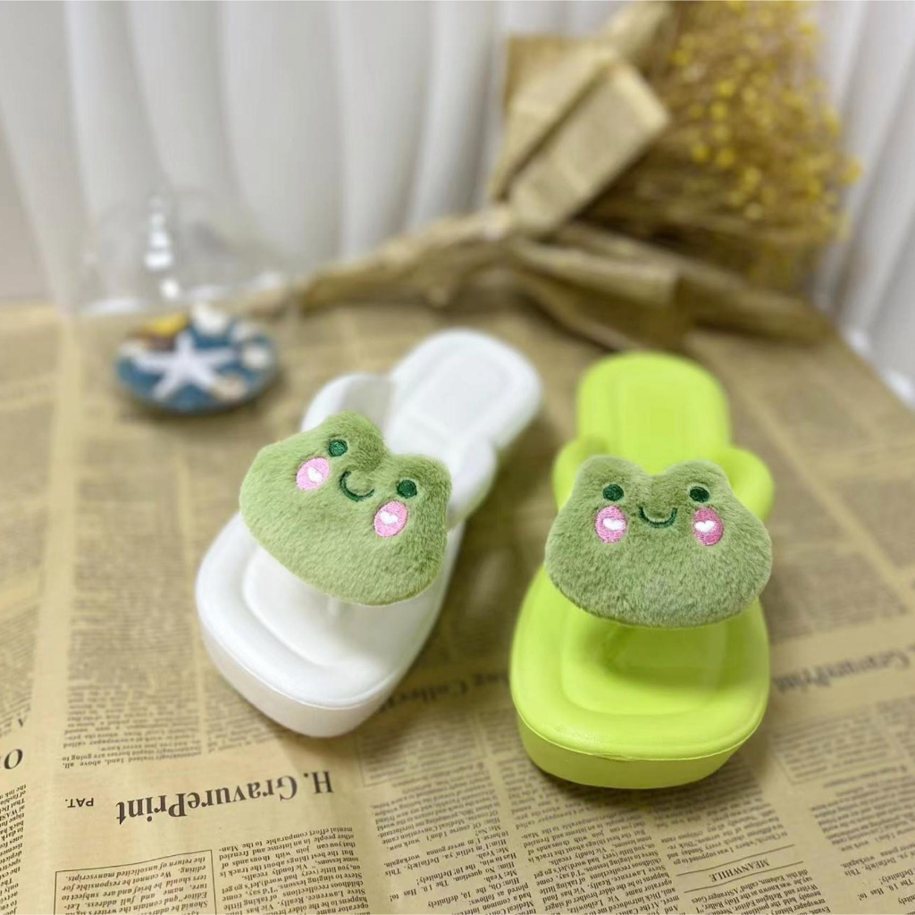 2023 mùa hè mới dễ thương ếch dày đế ngoài dép xỏ ngón