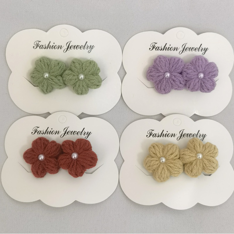set 2 kẹp tóc hoa len xinh