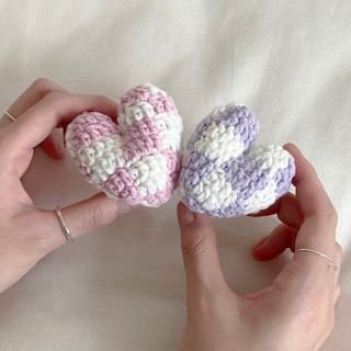 Móc khóa trái tim đan len GND handmade