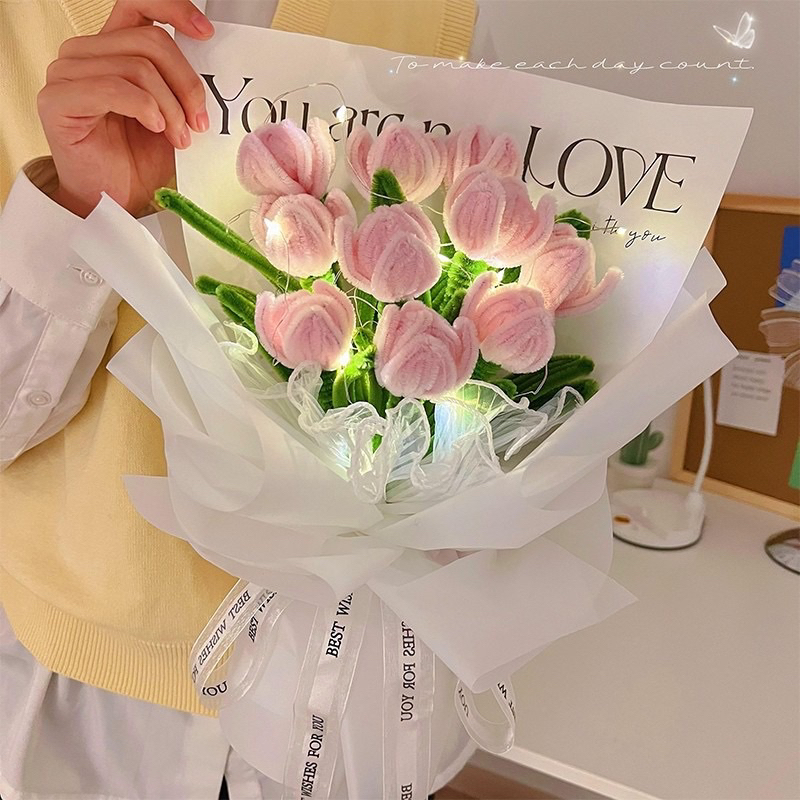 Bó Hoa Tuylip nhung handmade