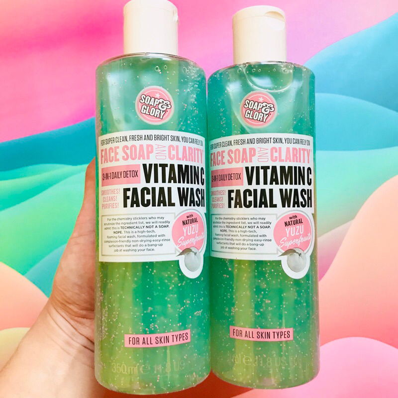 Sữa rửa mặt làm sáng da Soap & Glory Face Soap & Clarity Vitamin C Face Wash - 3-in-1 Exfoliating Fa