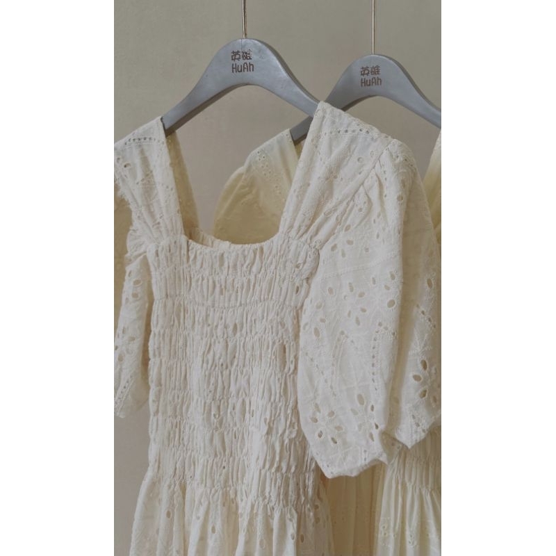 Đầm maxi dáng dài thêu boi siêu đỉnh.