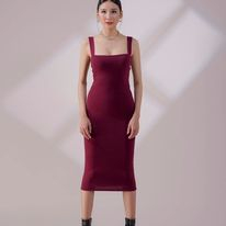 Đầm/Váy Ôm Body 2 Dây Bản To Dài Qua Gối Đỏ Đô The Butterfly