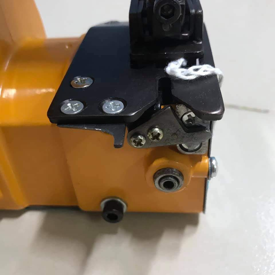 Máy khâu bao cầm tay GK9-500 1 kim 1 chỉ có bình dầu và không bình dầu  ⚡ CHÍNH HÃNG ⚡ ndf