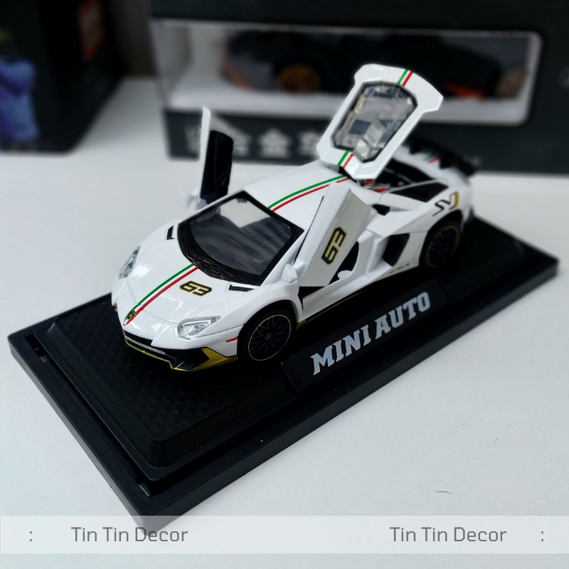 Mô Hình Decor Xe Lamborghini 780 Cao Cấp Thiết Kế Tinh Sảo Tỷ Lệ 1:32 15 Cm
