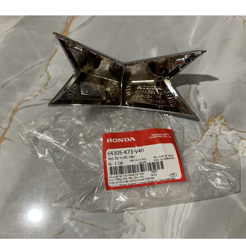 Nẹp ốp trước trên HONDA FUTURE 125 năm 2018-2019. 64305K73V40