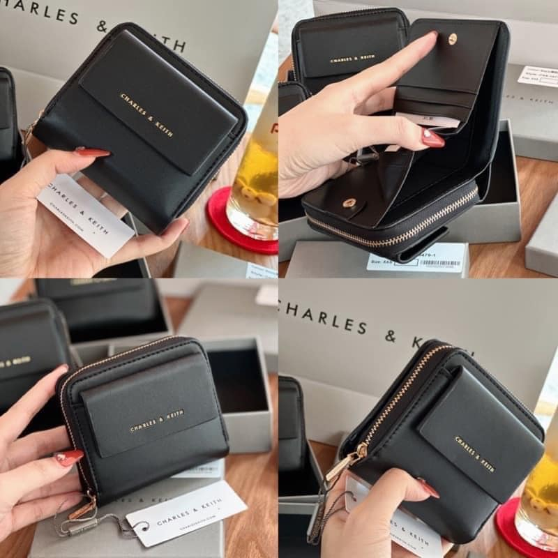 👉 Ví Vuông CNK Xuất Dư 1:1 Fullbox Sẵn 2 Màu Đỏ+Đen Siêu Đẹp