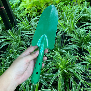 Xẻng làm vườn, xới đất, trồng cây siêu bền. Hatagarden