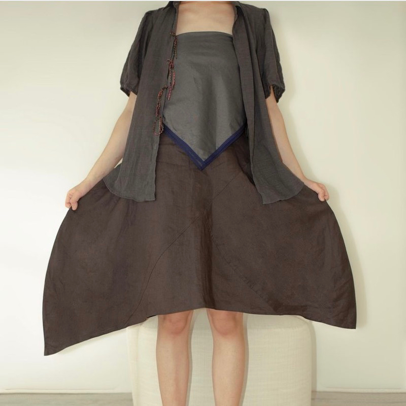 Chân váy Đất eegee atelier