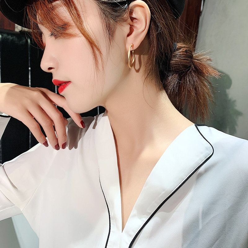 Khuyên Tai Bông Tai TiTan Mạ Vàng Phong Cách Hàn Quốc Vintage