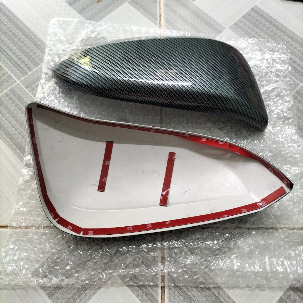 Ốp gương chiếu hậu Toyota Innova 2016-2022 fortuner 2017-2022