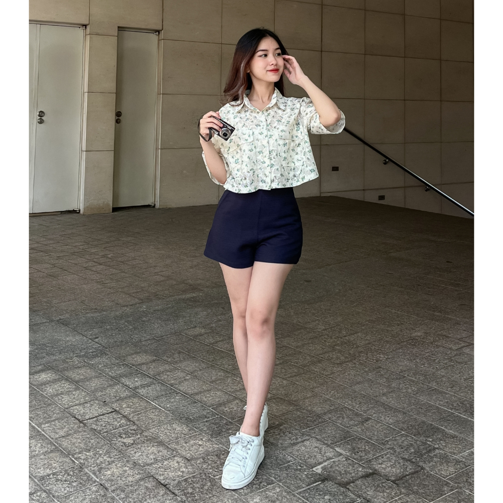 Anniegals - Navy Textured Shorts