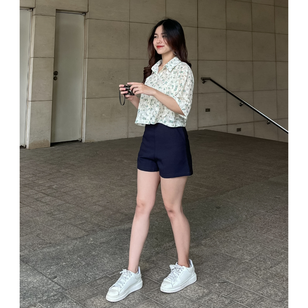 Anniegals - Navy Textured Shorts