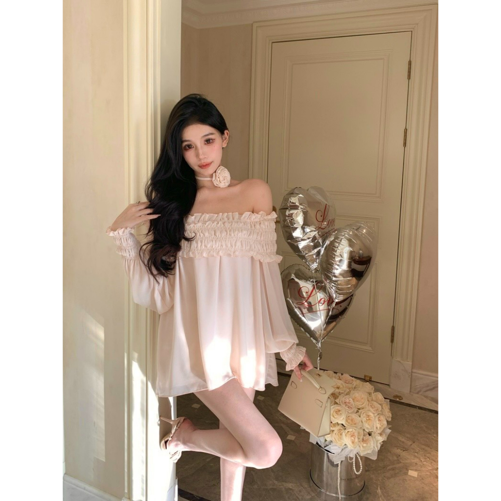 Áo Trễ Vai Quây Chun Siêu Hottrend Kèm Hoa Cổ Hai Màu