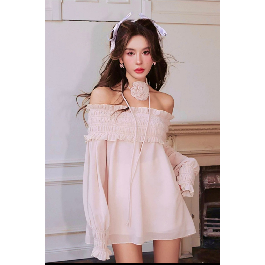 Áo Trễ Vai Quây Chun Siêu Hottrend Kèm Hoa Cổ Hai Màu