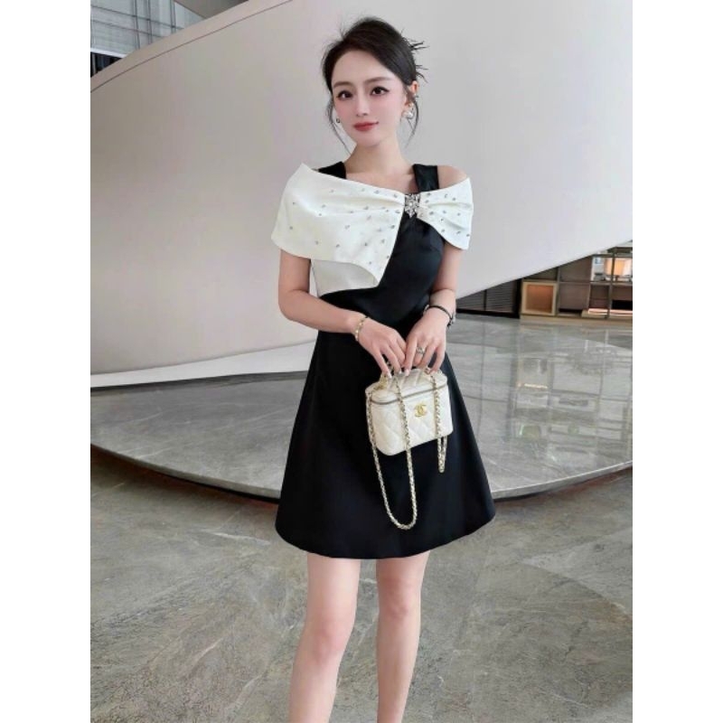 ĐẦM SUÔNG CỔ ĐÍNH ĐÁ CAO CẤP