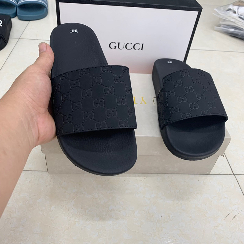 Dép Gucci đen dập logo chìm cao su siêu nhẹ
