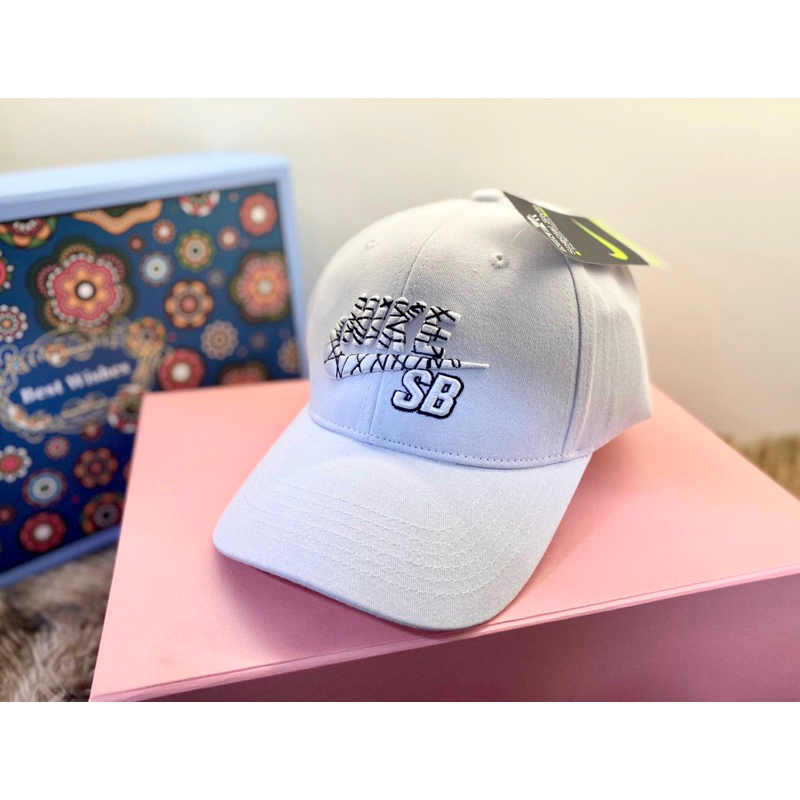 Mũ lưỡi trai nam nữ kiểu dáng thời trang