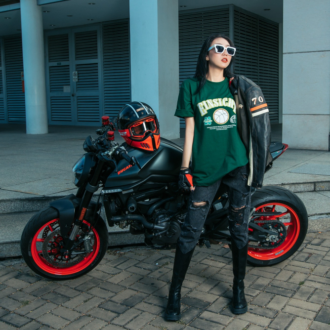 Mũ bảo hiểm fullface đặc biệt Bulldog Dogo arrow shop nón bảo hiểm chất lượng cao