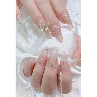 Nailbox thiết kế nền thạch đính charm nhẹ nhàng