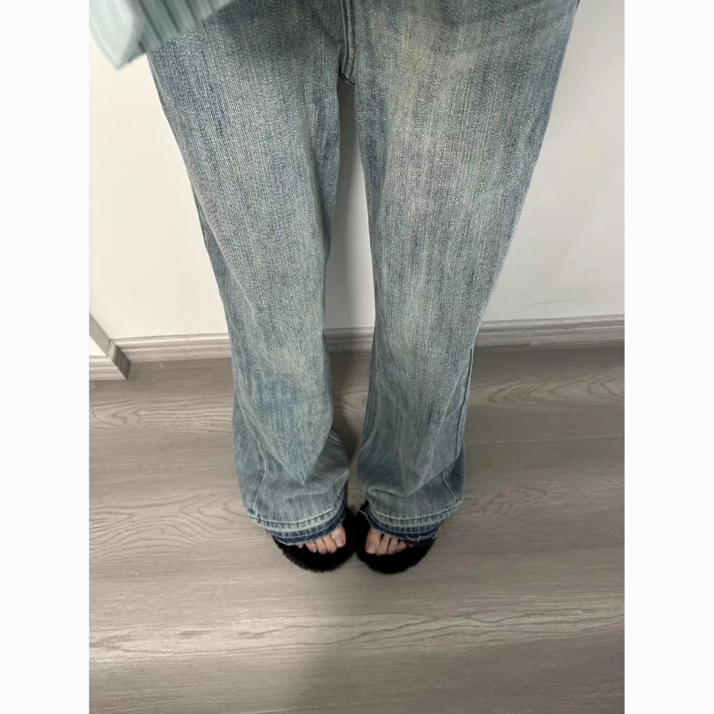 (sẵn) Quần jeans nữ dáng dài ống suông rộng màu xanh nhạt trơn phối gấu tua rua chất vải dày dặn – Tiktik