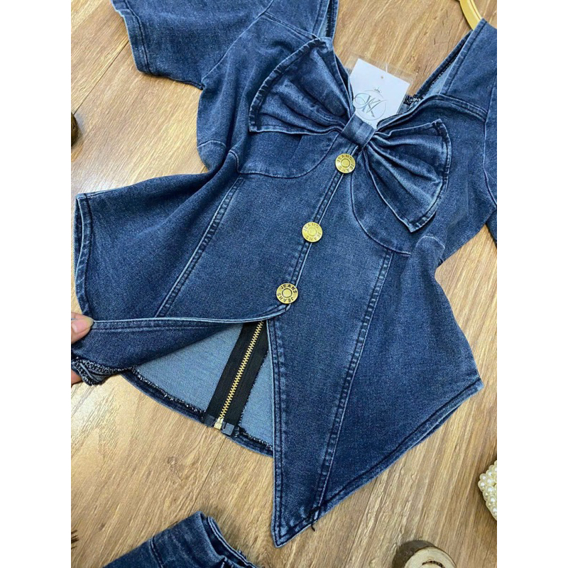 Set jean co dãn váy A dài áo nơ