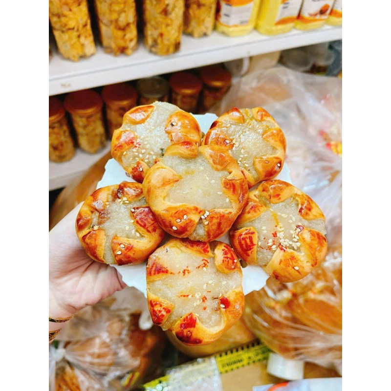 Bánh nướng bông nhân dừa - Bánh quai vạt nhân dừa - Banh pate nhân dừa