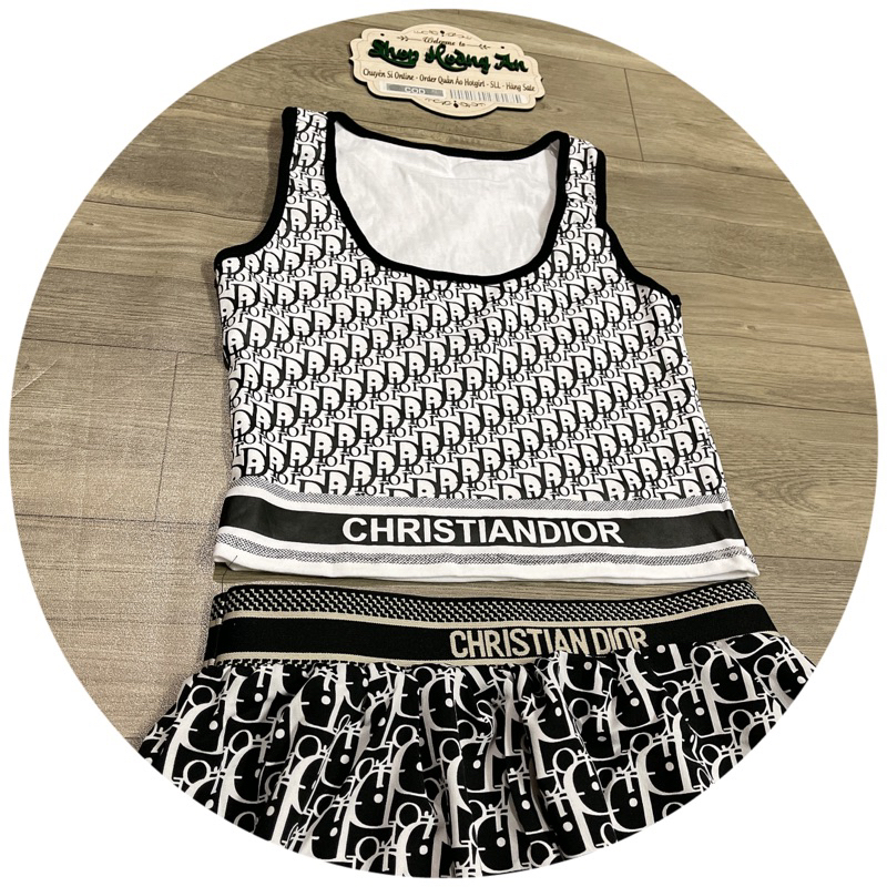 Set Áo Thun Gân + Chân Váy Dài D.O Họa Tiết sang chảnh freesize ,40-55 ký vừa HS0080