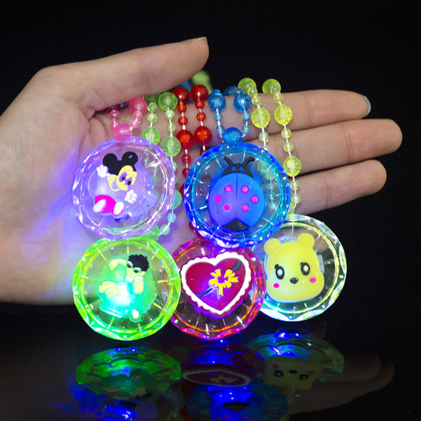 Vòng Cổ Phát sáng đồ chơi đeo cho bé bán Chạy xinh xắn