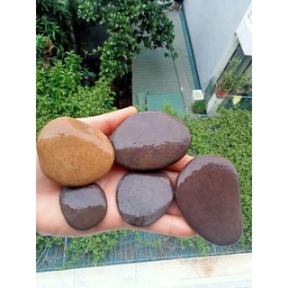 Đá tự nhiên dùng để cạo gió, massage cơ thể