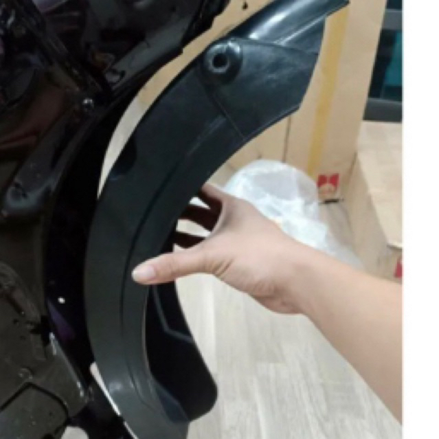 Nhựa lót gầm bánh sau , lót sườn xe DREAM