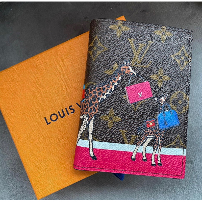 Ví dài passport LV chất da thật 23cm fullnox