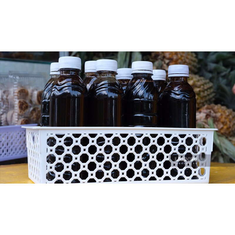 NƯỚC MÀU LÀM TỪ TRÁI KHÓM