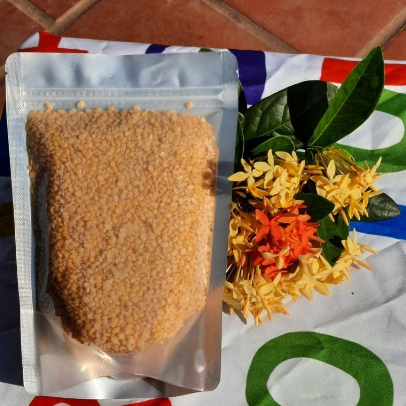 Đậu xanh  bóc vỏ nguyên chất ,loại ngon , túi 500g