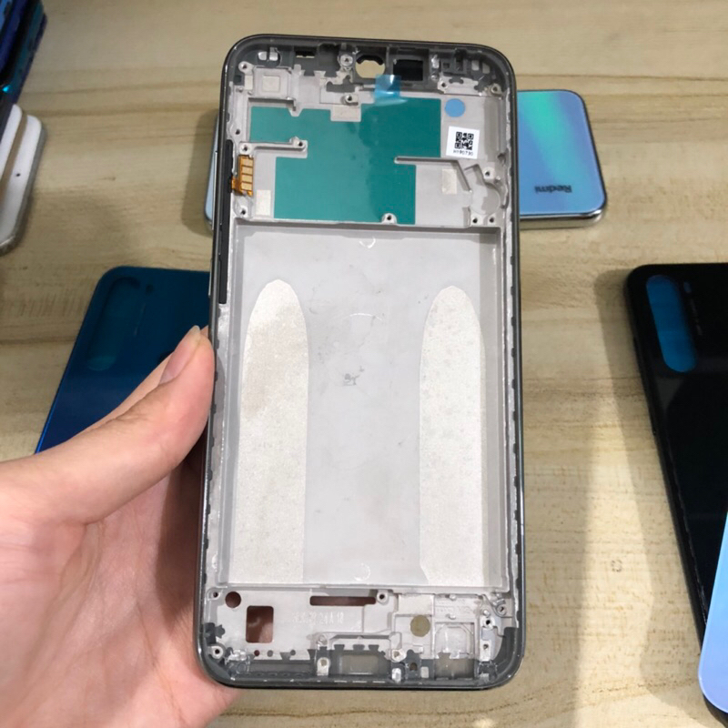 Conbo Màn Hình + Bộ vỏ Sườn Xiaomi Redmi Note 8 Zin Hàng Cao Cấp. (Tặng Keo dán )
