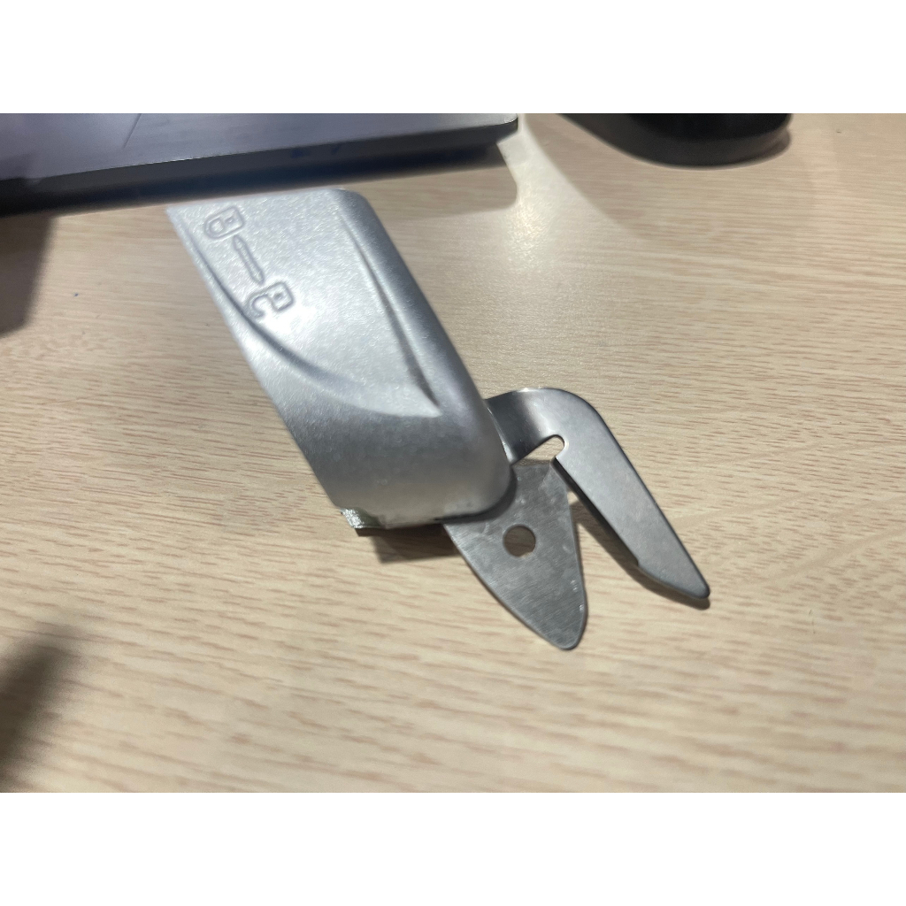 Kéo cắt vải cầm tay, Máy cắt vải dùng pin cầm tay siêu bền YOURTOOLS tặng kèm 2 lưỡi cắt