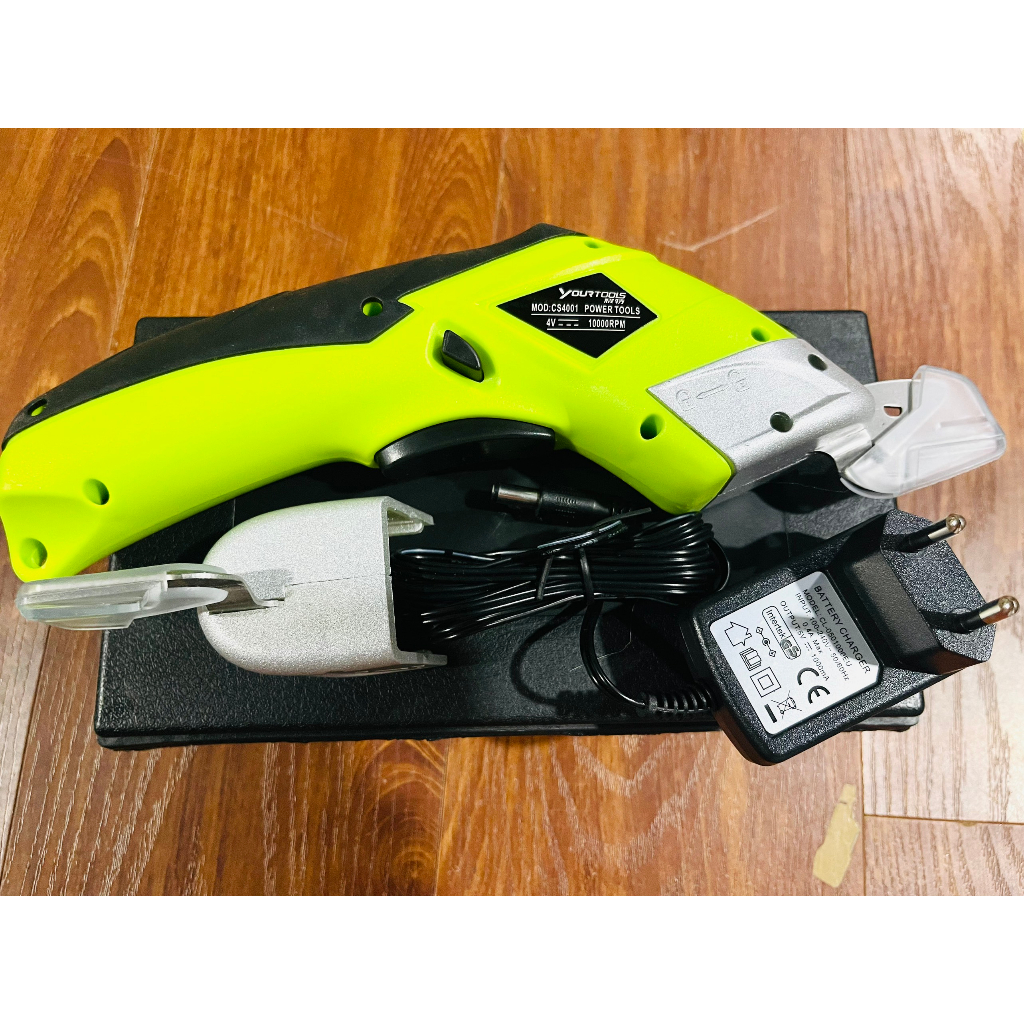 Kéo cắt vải cầm tay, Máy cắt vải dùng pin cầm tay siêu bền YOURTOOLS tặng kèm 2 lưỡi cắt