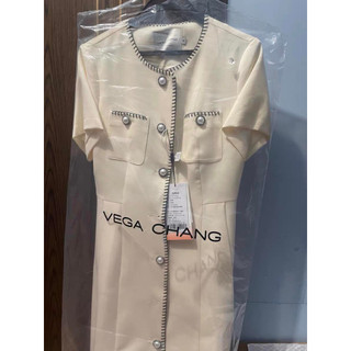 Đầm Vega chang