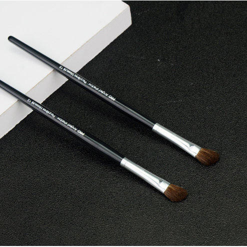 Cọ khối sóng mũi - blending mắt Sephora 13