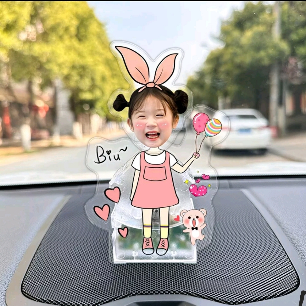 Mô hình standee lắc đầu in theo yêu cầu, chạy bằng pin