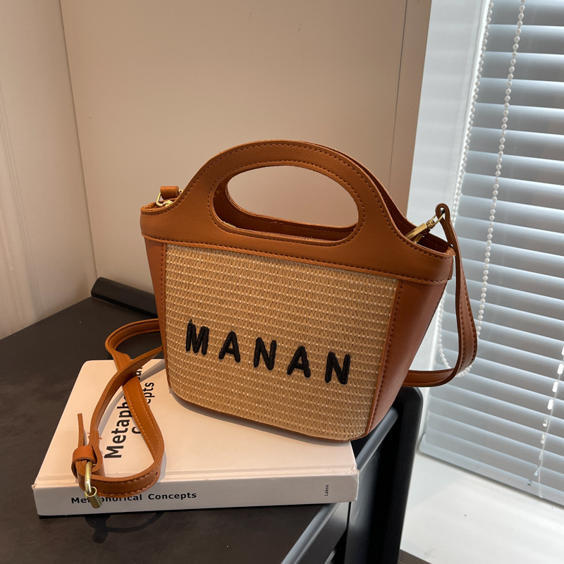 Túi xách nữ đeo chéo đi picnic dạo phố dáng làn tiểu thư xinh xắn Capucha T337