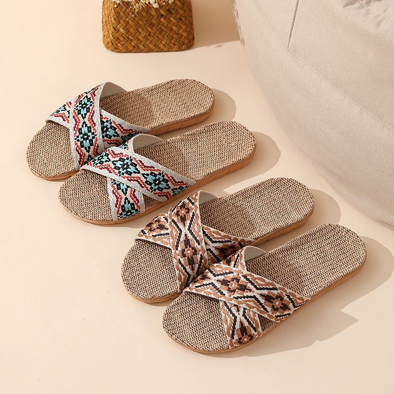 Dép Cói Quai Chéo Thổ Cẩm Mẫu 2