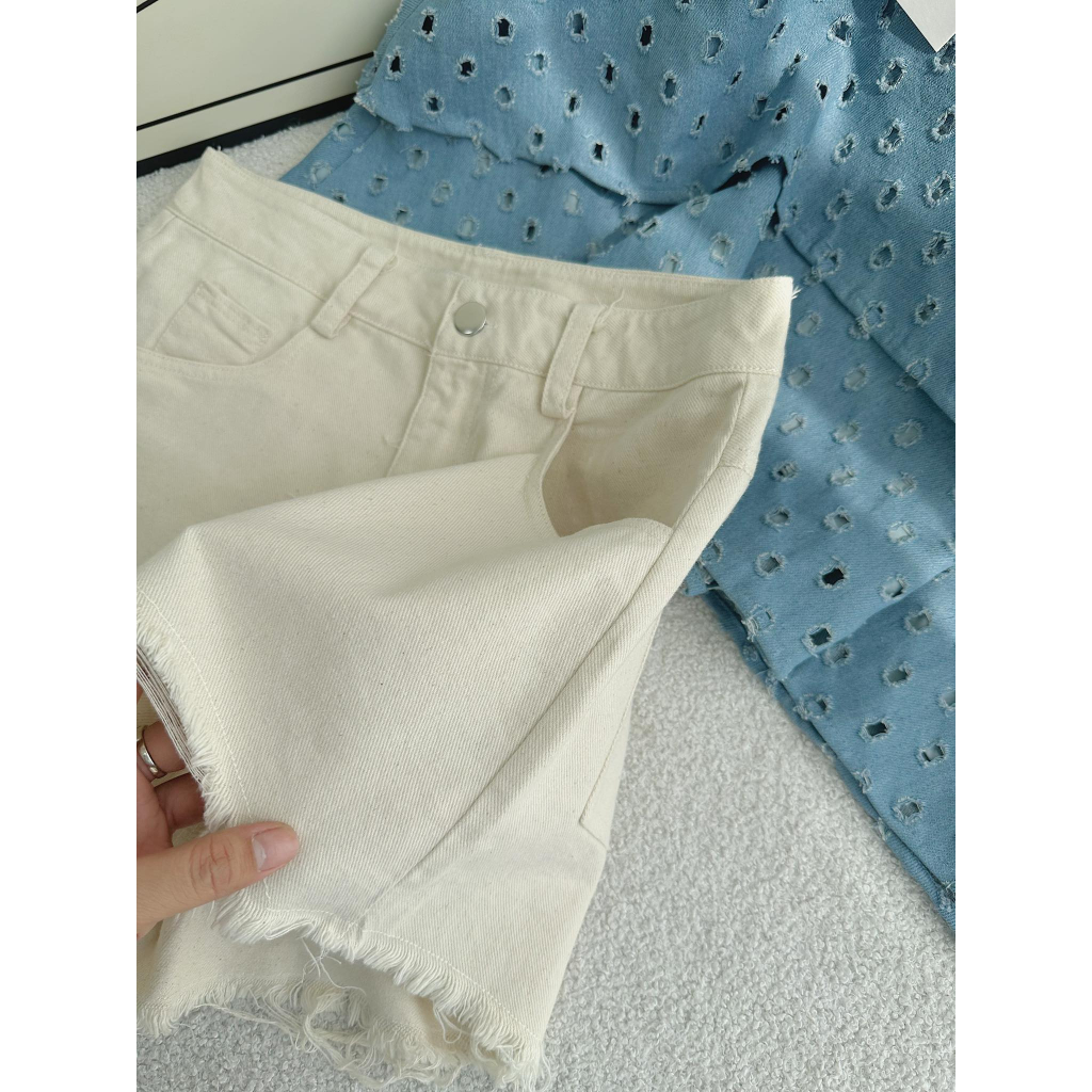 SET ÁO XANH 2 DÂY TẦNG + SHORT JEAN TRẮNG TƯA VẢI