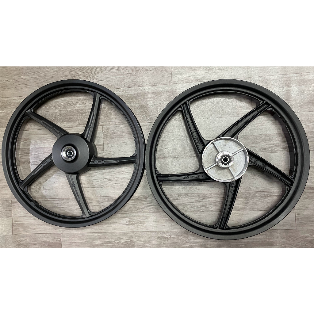 Bánh mâm 5 cây hàng nhập khẩu dành cho Dream, Wave Blade, Alpha thắng đùm