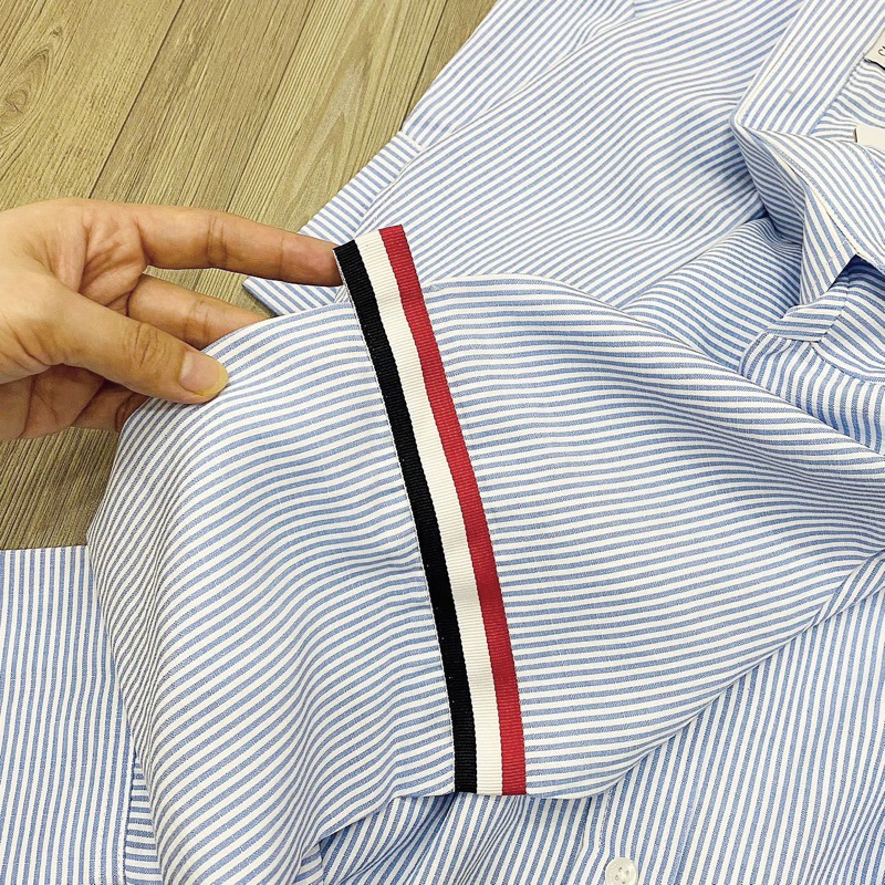 Sơmi Whoau viền tay